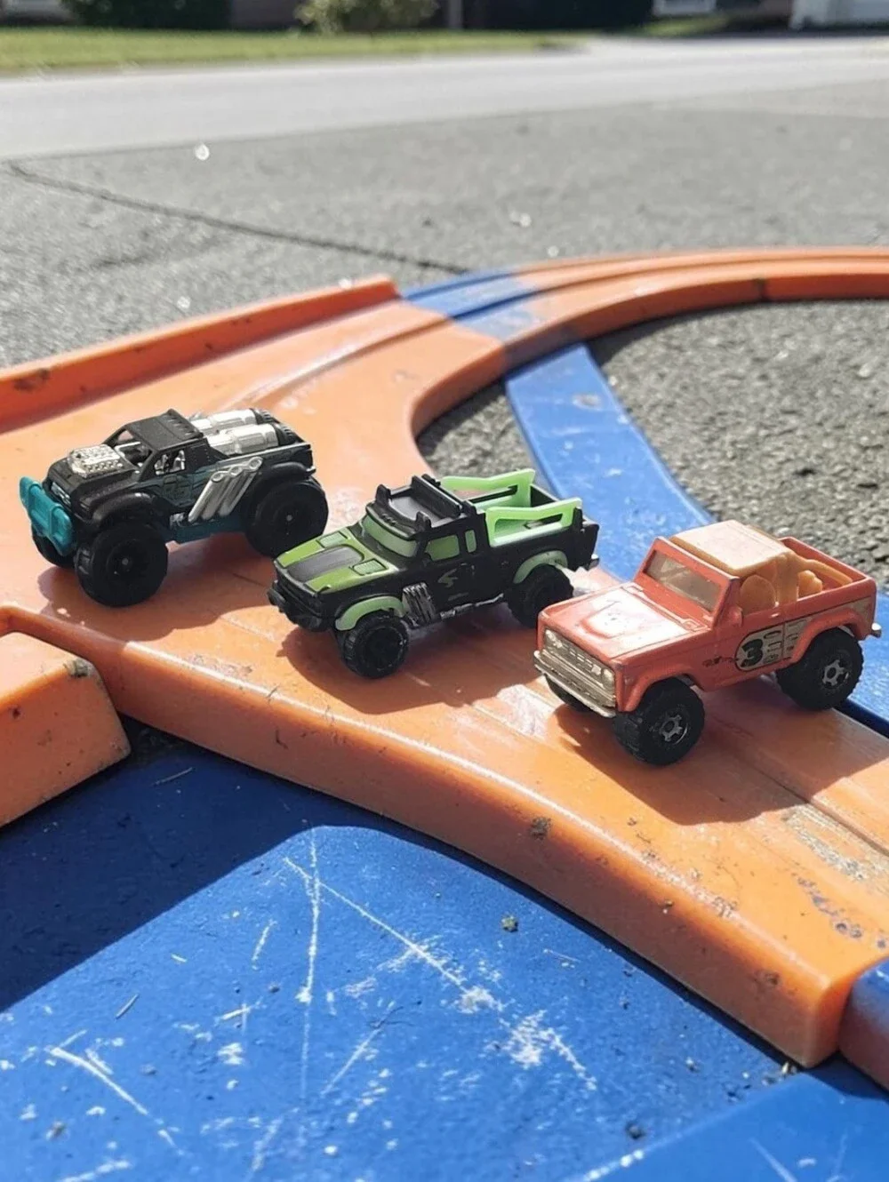 (Lot Of 3) Assorted Zuru Metal Machines/Rally Baja Crawler/Ford Bronco/ Die-Cast